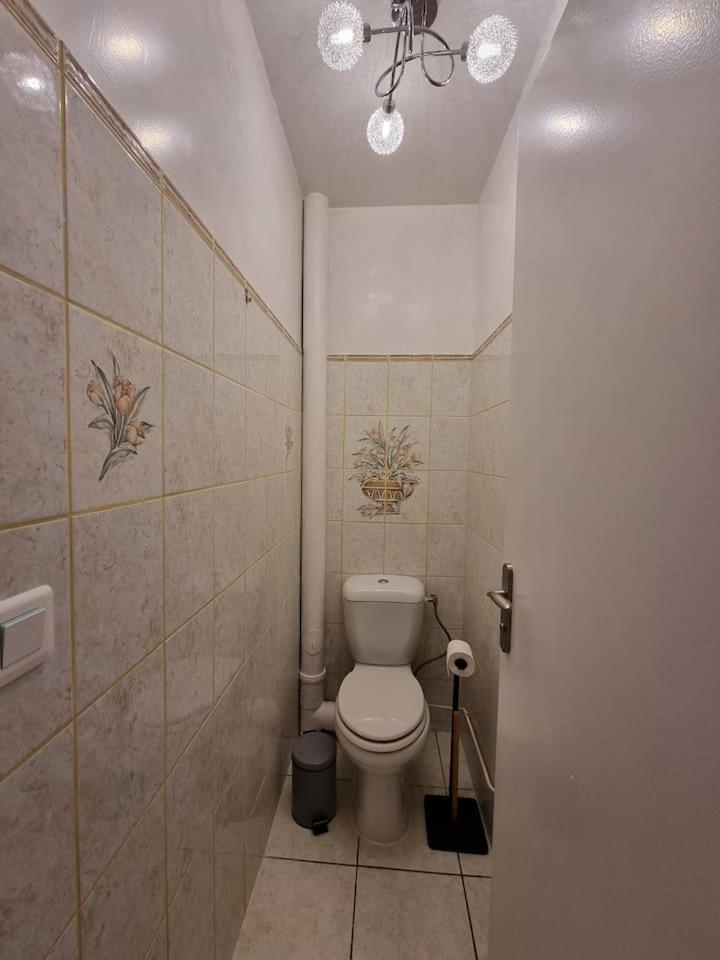 Grand Appartement 3 Chambres Disney - Paris - 82M2 Neuilly-sur-Marne Luaran gambar