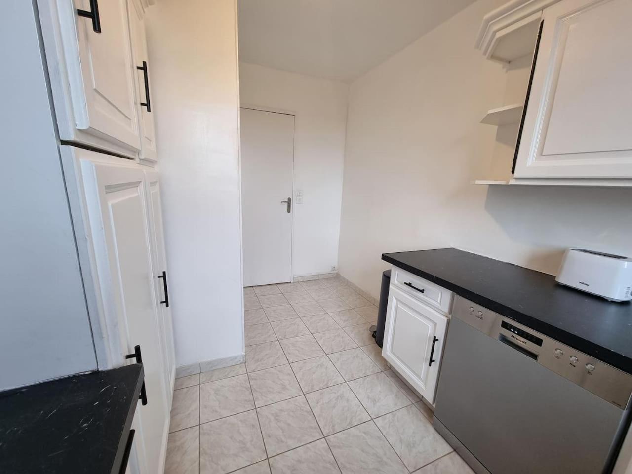 Grand Appartement 3 Chambres Disney - Paris - 82M2 Neuilly-sur-Marne Luaran gambar