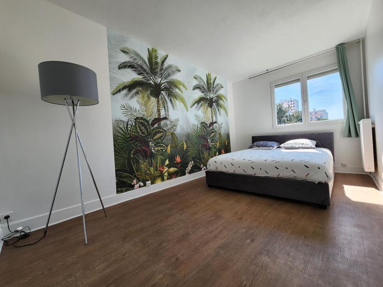 Grand Appartement 3 Chambres Disney - Paris - 82M2 Neuilly-sur-Marne Luaran gambar