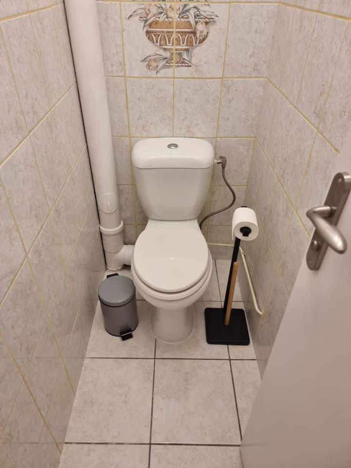 Grand Appartement 3 Chambres Disney - Paris - 82M2 Neuilly-sur-Marne Luaran gambar