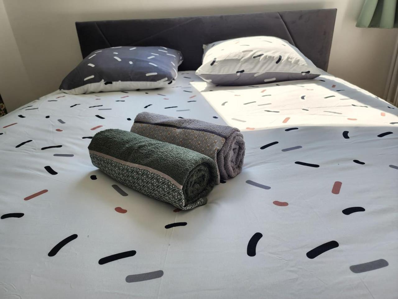 Grand Appartement 3 Chambres Disney - Paris - 82M2 Neuilly-sur-Marne Luaran gambar