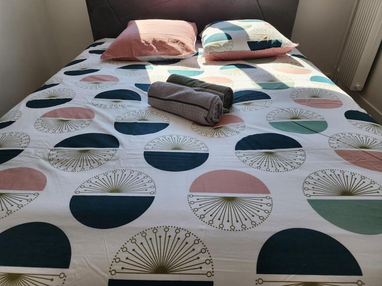 Grand Appartement 3 Chambres Disney - Paris - 82M2 Neuilly-sur-Marne Luaran gambar