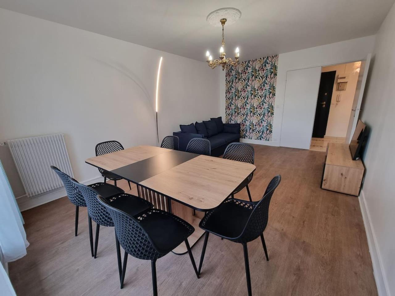 Grand Appartement 3 Chambres Disney - Paris - 82M2 Neuilly-sur-Marne Luaran gambar